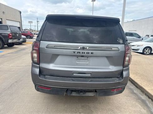 Used 2021 Chevrolet Tahoe Z71 w/ Luxury Package AWD/4WD image 4
