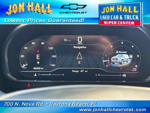 Used 2023 GMC Yukon AT4 w/ Technology Package AWD/4WD image 22