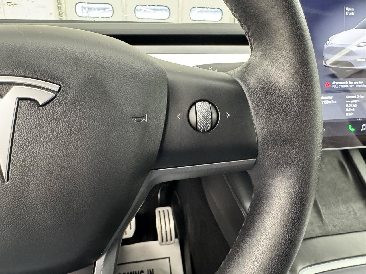 Used 2023 Tesla Model Y Performance AWD/4WD image 23