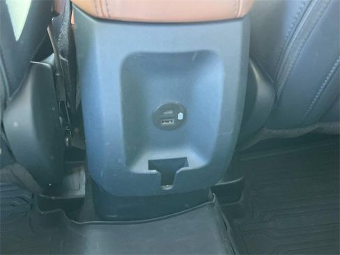 Used 2022 Ford Maverick Lariat w/ Equipment Group 500A Standard image 17