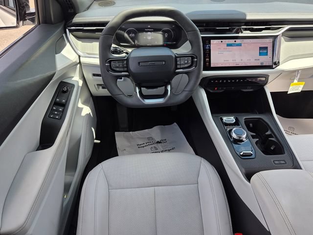 Used 2026 Jeep Cherokee Limited AWD/4WD image 7