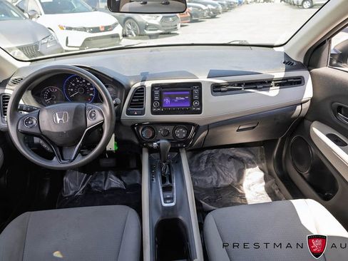 Used 2021 Honda HR-V LX image 27