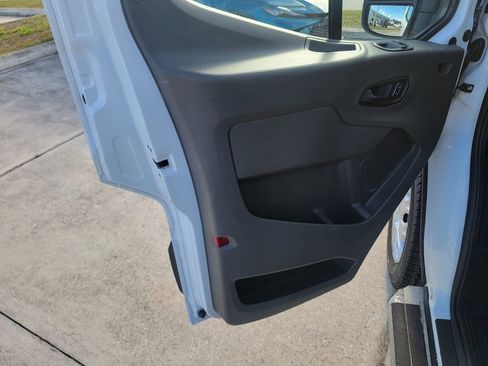 Used 2024 Ford Transit 250 Low Roof w/ Exterior Upgrade Package image 10