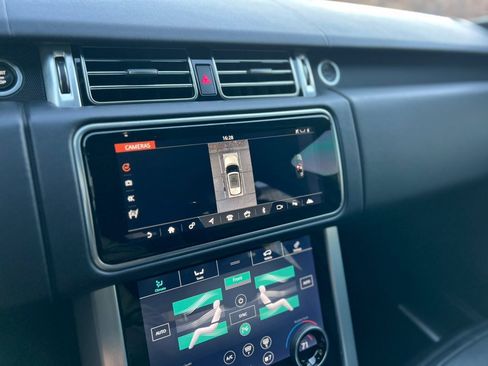 Used 2020 Land Rover Range Rover HSE image 23