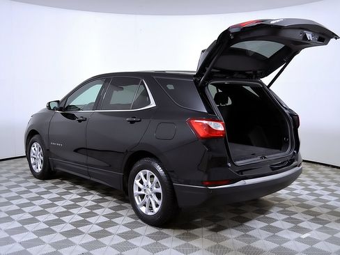 Used 2018 Chevrolet Equinox LT FWD image 10
