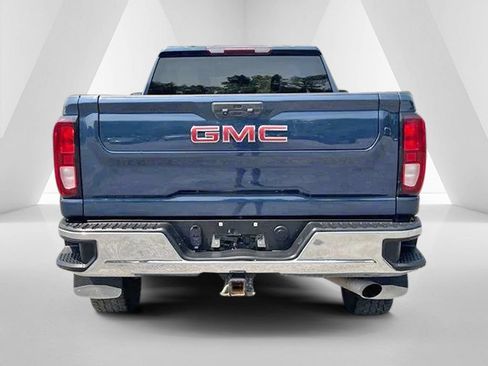 Used 2021 GMC Sierra 3500 SLE w/ SLE Convenience Package AWD/4WD image 6