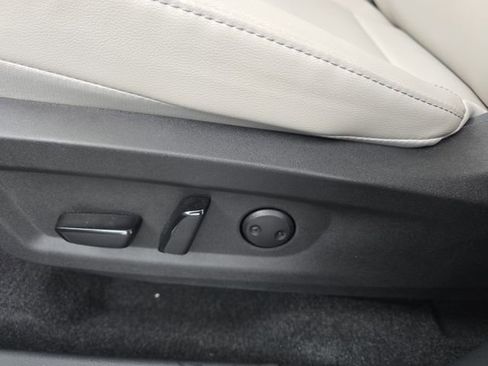 Used 2025 Nissan Murano SV image 24