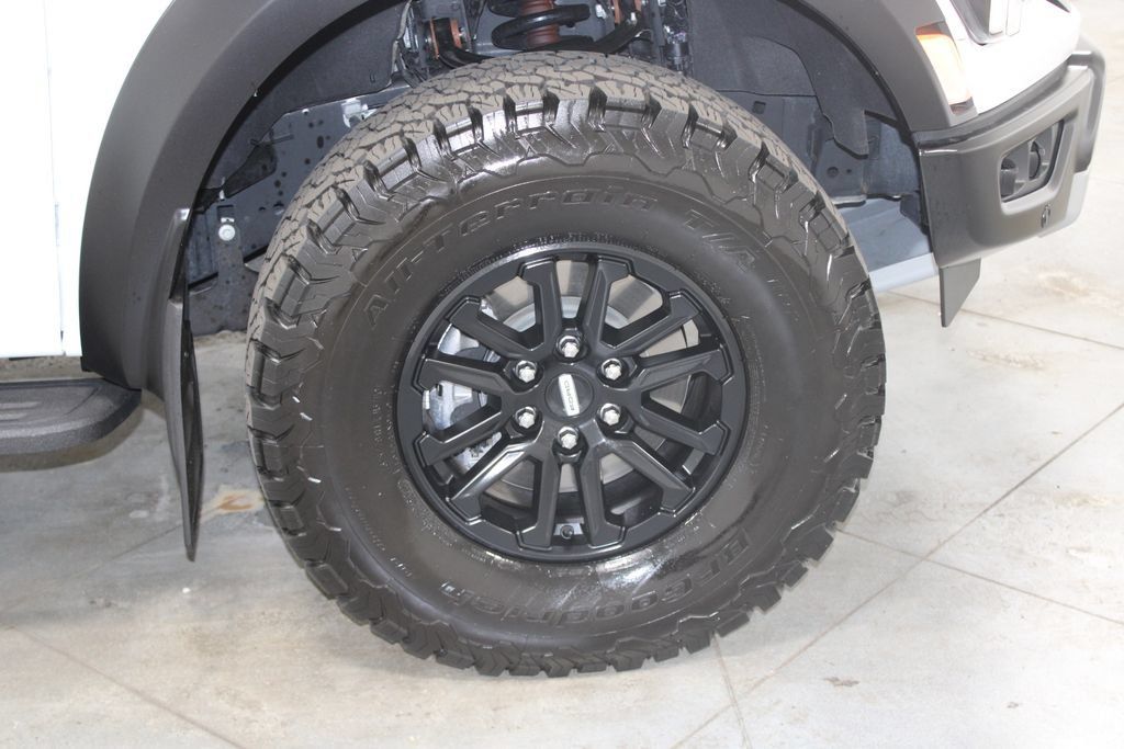 Used 2024 Ford F150 Raptor AWD/4WD image 13