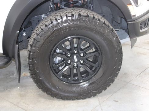 Used 2024 Ford F150 Raptor AWD/4WD image 13