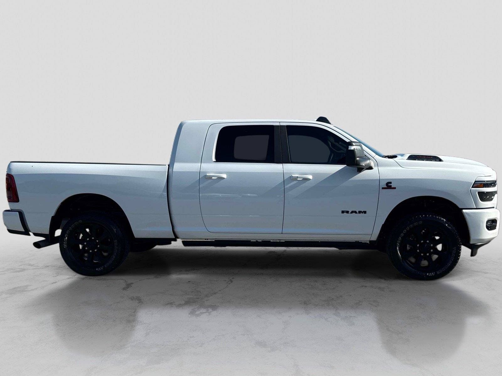 Certified 2025 RAM 2500 Laramie AWD/4WD image 4
