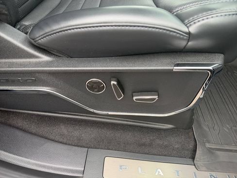 Used 2024 Ford F150 Platinum AWD/4WD image 19