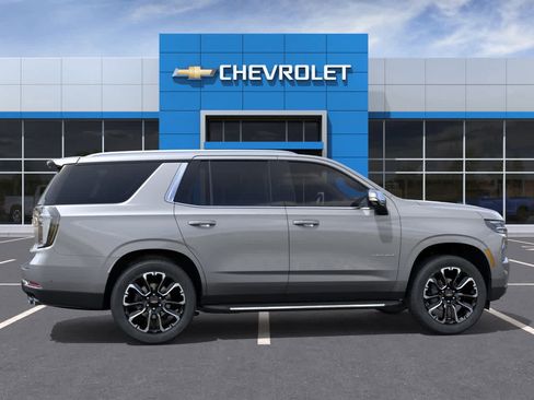 New 2026 Chevrolet Tahoe Premier w/ Sun And Tow Package AWD/4WD image 5