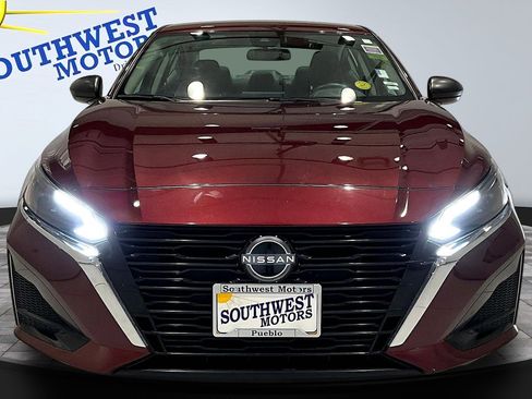 Used 2025 Nissan Altima 2.5 SV image 2