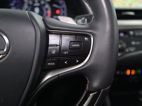 Used 2019 Lexus ES 350 image 33