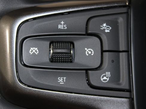 Used 2023 Chevrolet Silverado 1500 High Country w/ Technology Package AWD/4WD image 41