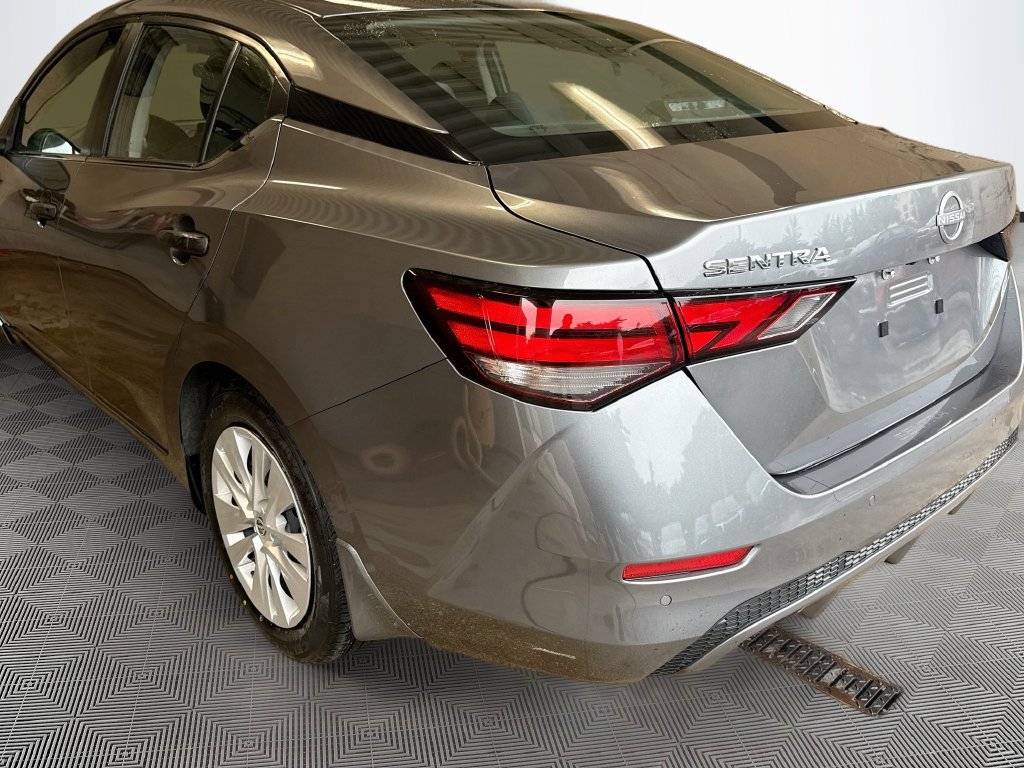 Used 2024 Nissan Sentra S FWD image 8