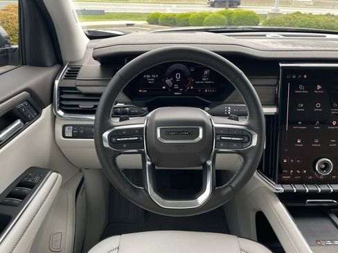 Used 2024 GMC Acadia Denali FWD image 14