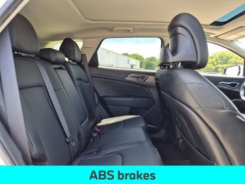 Used 2023 Kia Sportage SX FWD image 31