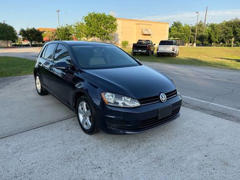 Used 2015 Volkswagen Golf TDI S image 5