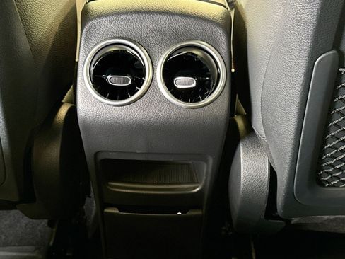 Certified 2025 Mercedes-Benz GLA 250 image 23