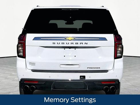 Used 2023 Chevrolet Suburban Premier image 8
