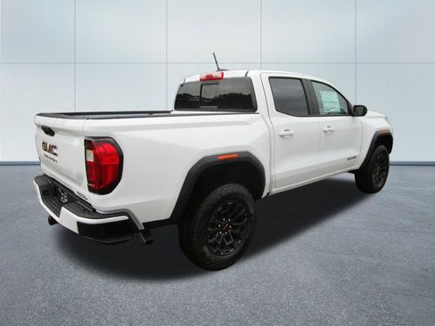 New 2026 GMC Canyon Elevation RWD image 8