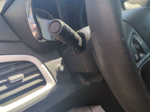 Used 2017 GMC Terrain SLE FWD image 21