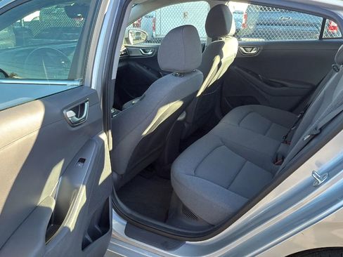 Used 2020 Hyundai Ioniq SEL image 26