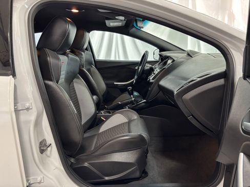 Used 2013 Ford Focus ST image 15