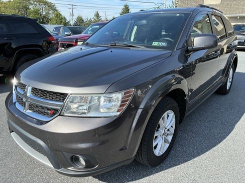 Used 2016 Dodge Journey SXT w/ Premium Group AWD/4WD image 1