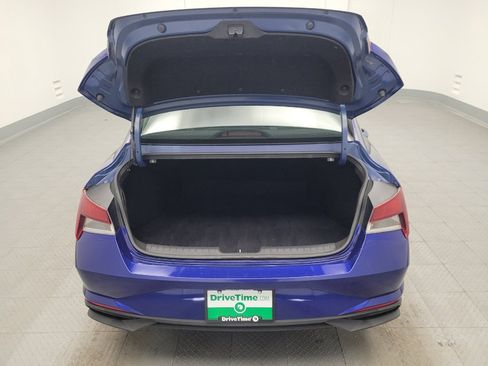 Used 2021 Hyundai Elantra SEL FWD image 29