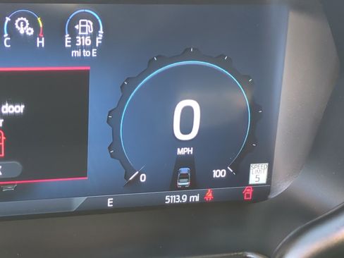 Used 2024 Ford F250 Platinum image 19