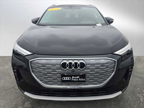 Used 2023 Audi Q4 e-tron Premium Plus w/ Premium Plus image 8