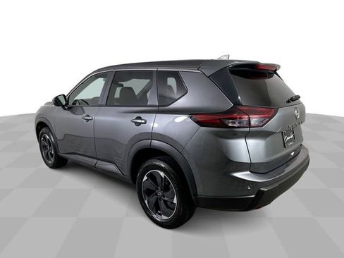 Used 2025 Nissan Rogue SV AWD/4WD image 6