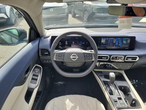 New 2026 Nissan Sentra SL w/ Floor Mat Package FWD image 7