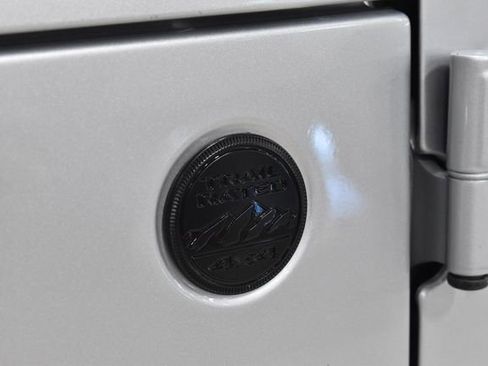 Used 2022 Jeep Wrangler Unlimited Sahara image 13