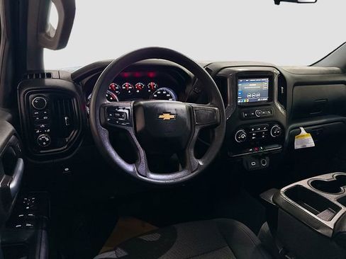 Used 2020 Chevrolet Silverado 1500 Custom w/ Custom Value Package image 22