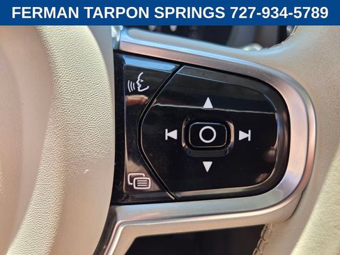 Certified 2023 Volvo XC60 B5 Core AWD/4WD image 31