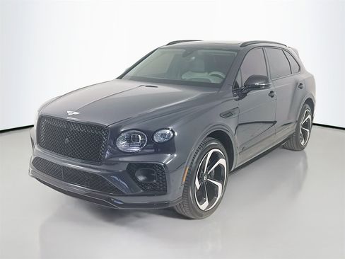 Certified 2023 Bentley Bentayga image 3