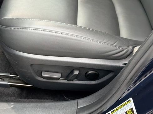 Used 2025 MAZDA CX-30 AWD 2.5 S w/ Preferred Package image 16