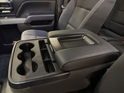 Used 2019 Chevrolet Silverado 1500 LT w/ All Star Edition image 18