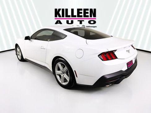 New 2026 Ford Mustang Coupe image 5