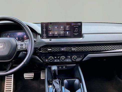 Used 2023 Honda Accord Sport image 10