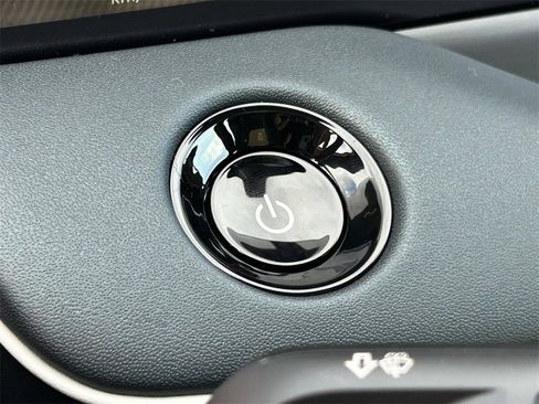 New 2026 Nissan Leaf Platinum+ image 18