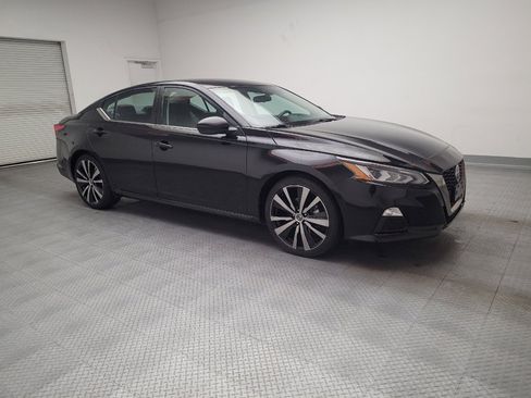 Used 2022 Nissan Altima 2.5 SR image 11