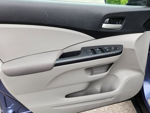Used 2014 Honda CR-V LX image 12
