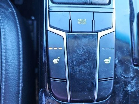 Used 2017 Kia Cadenza Premium w/ Luxury Package image 19