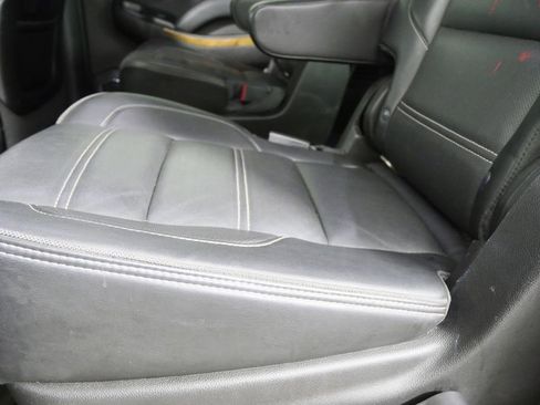 Used 2016 GMC Yukon XL Denali w/ Enhanced Security Package image 13