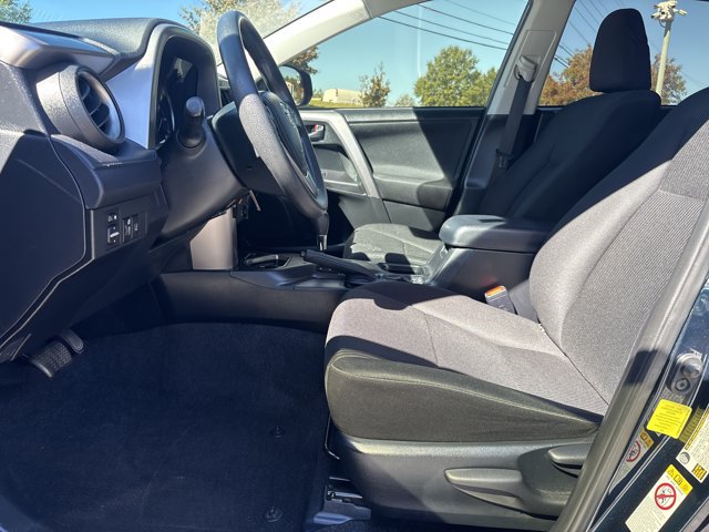 Certified 2017 Toyota RAV4 LE FWD image 9