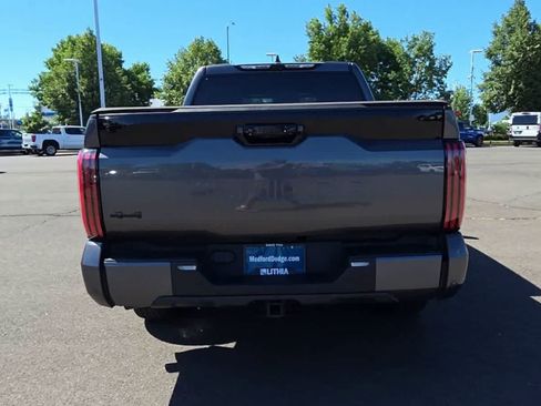 Used 2023 Toyota Tundra Platinum AWD/4WD image 7